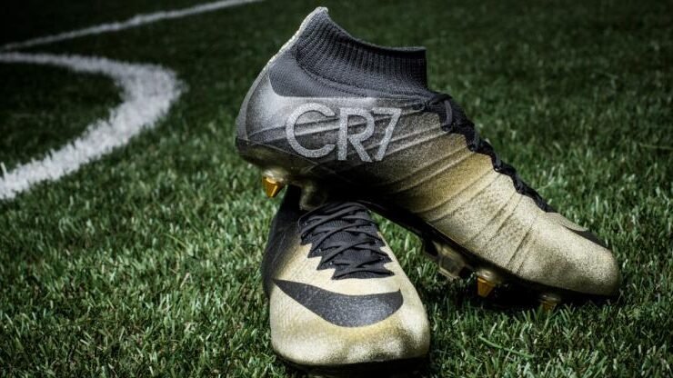 crampons cr7
