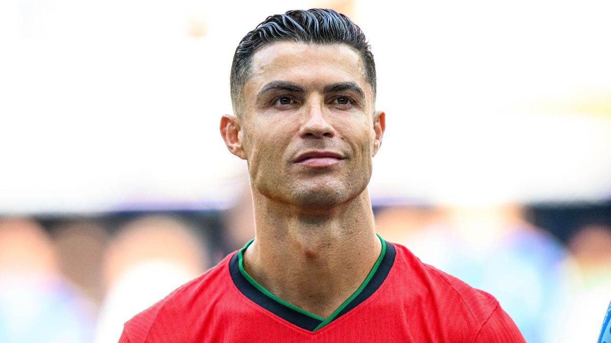 découvrez les moments forts de ronaldo et du classique saoudien 2025, un affrontement captivant qui a marqué l'histoire du football en arabie saoudite. plongez dans l'analyse des performances, des rivalités et des enjeux d'une rencontre incontournable.