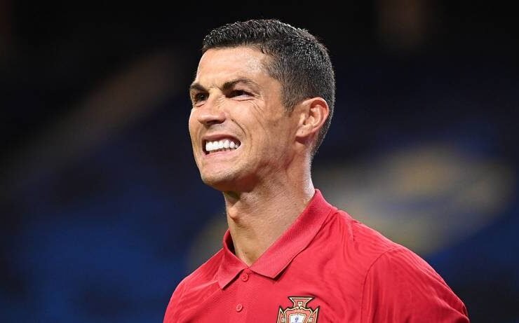 découvrez les moments marquants des adieux de ronaldo, une légende du football, et revivez son parcours exceptionnel à travers les meilleures étapes de sa carrière. un hommage émouvant à un joueur iconique qui a laissé une empreinte indélébile dans le monde du sport.