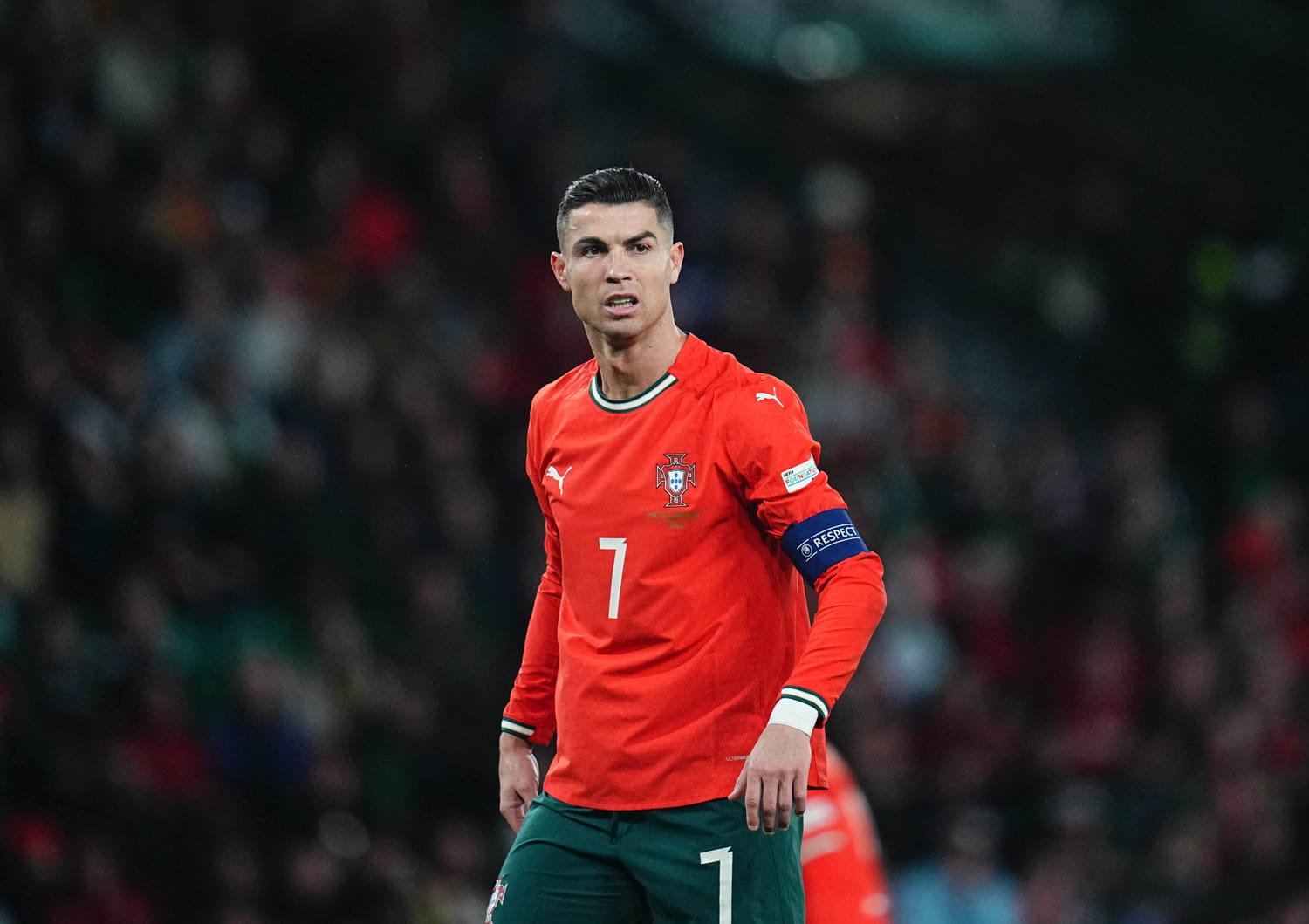 découvrez comment ronaldo optimise son sommeil pour améliorer ses performances sportives. plongez dans les techniques et conseils du footballeur star pour un repos régénérateur et efficace.