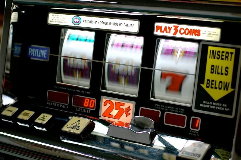 Free spins ou crédits : que choisir pour un casino 5€ sans dépôt ?